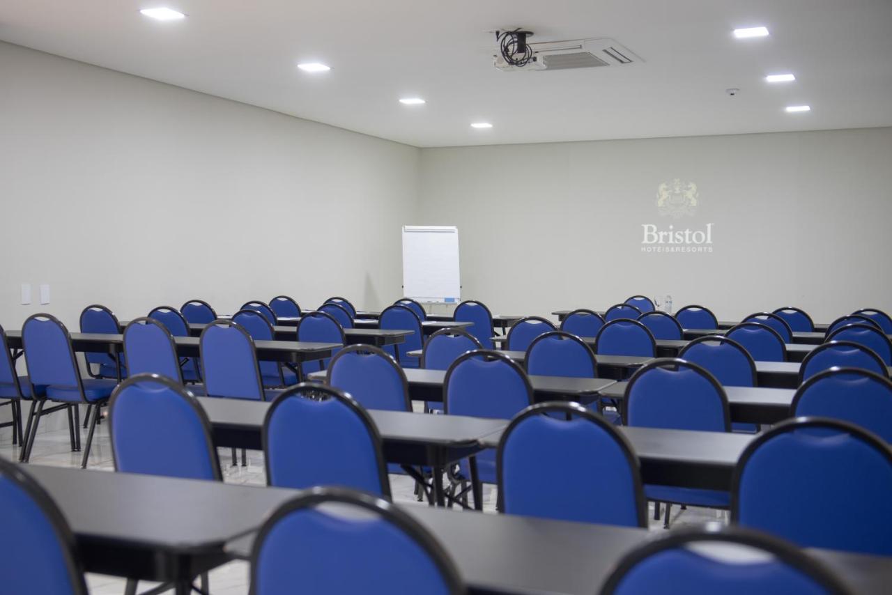 Hotel Bristol Infinity Rio Claro Exteriér fotografie